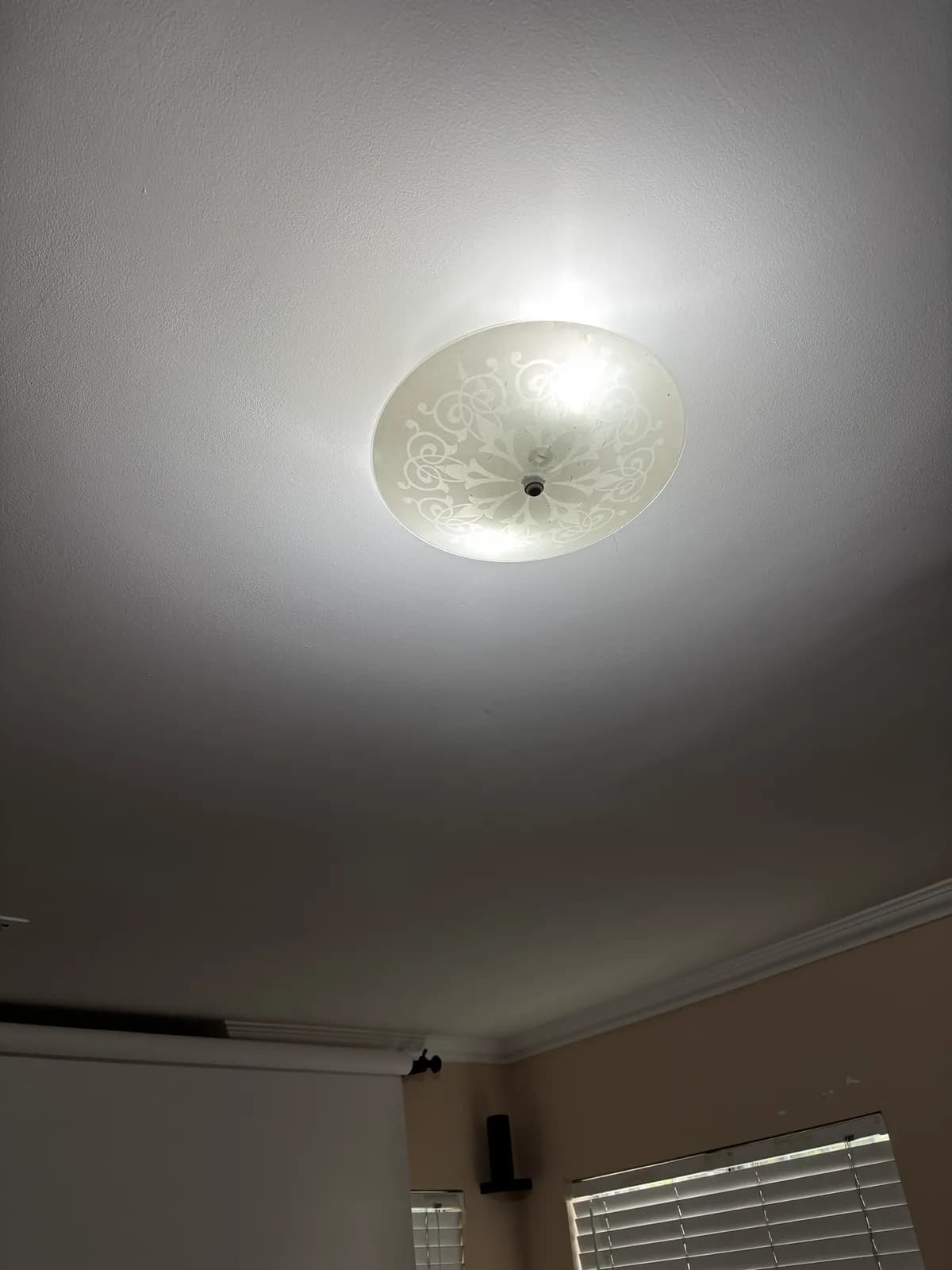 The same ceiling light with neutral white bulbs