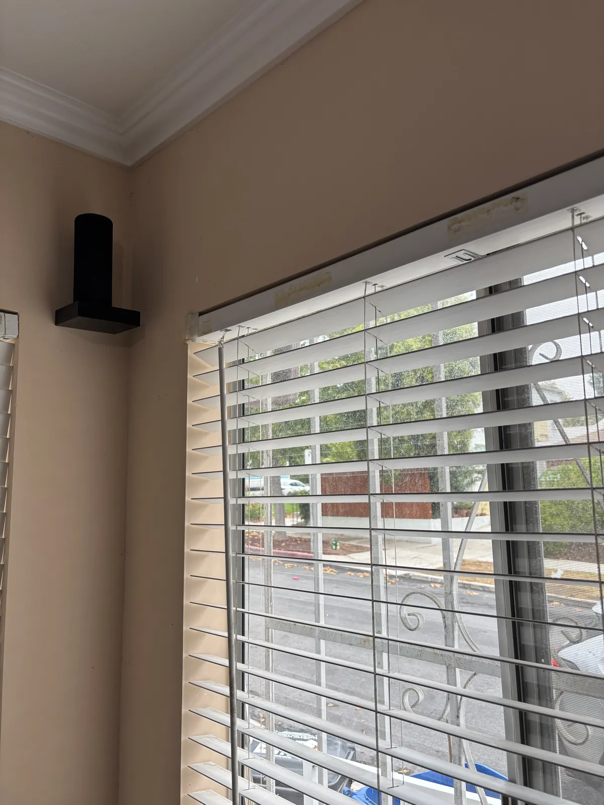 Daylight from a window with blinds
